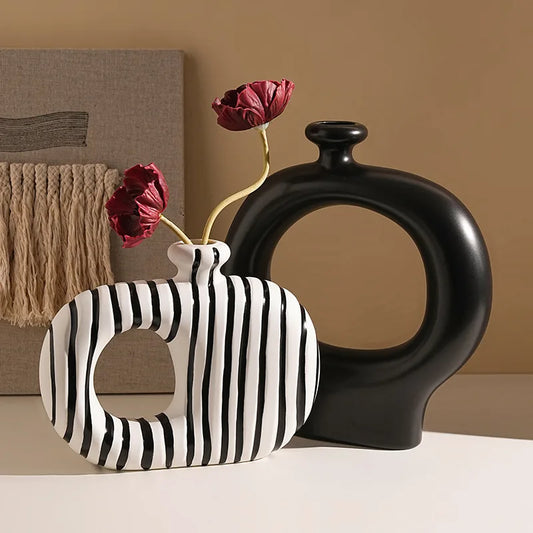 Chic Interio™ Beihanmei Creative Retro Black White Striped Ceramic Vase